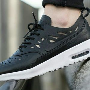 Nike Air Max Thea Joli black leather cutout (sz 7)